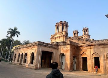 india/uttar-pradesh/landmark/chhatar-manzil