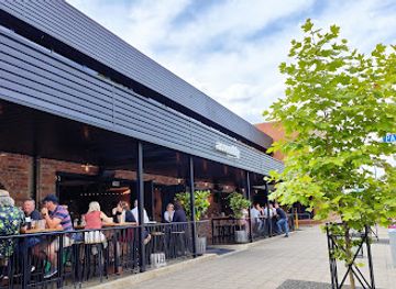 australia/canberra/braddon/landmark/assembly-the-people-s-pub