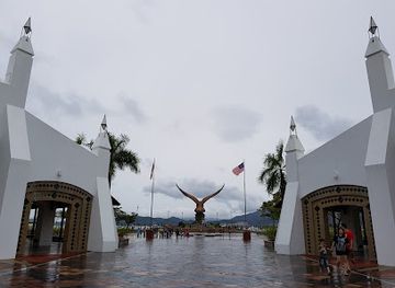 malaysia/kedah/landmark/dataran-lang