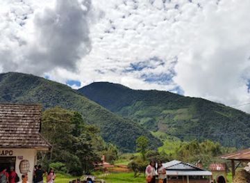 peru/pasco/landmark/recreo-turistico-el-wharapo