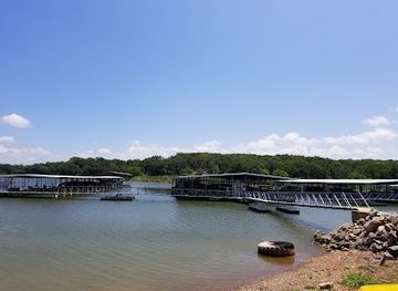 oklahoma/lake-texoma/landmark/newberry-creek-resort-marina