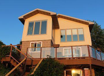 michigan/pictured-rocks-national-lakeshore/landmark/pictured-rocks-bed-and-breakfast