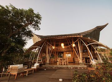 indonesia/east-nusa-tenggara/landmark/the-seraya-resort-komodo