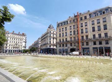 france/lyon/landmark/place-des-cordeliers