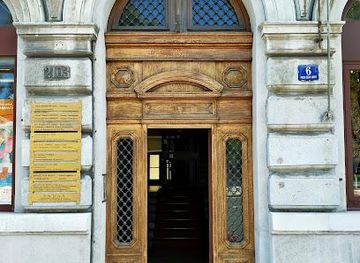 italy/trieste/landmark/piazza-della-liberta