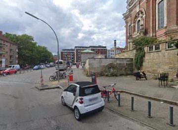 germany/hamburg/landmark/brunnen-am-krayenkamp