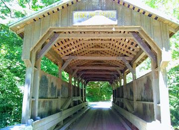 west-virginia/lewisburg/landmark/herns-mill-historic-covered-bridge