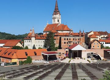 croatia/posavina/landmark/kip-majke-bozje-bistricke