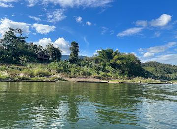 laos/northern-laos/landmark/tat-sae-waterfalls