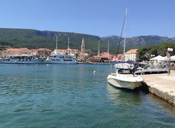 croatia/hvar/landmark/luka-vrboska