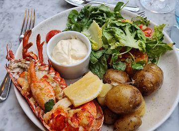 guernsey/alderney/landmark/the-blonde-hedgehog-restaurant