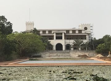 togo/togo-mountains/landmark/palais-de-lome