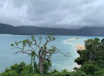 australia/airlie-beach/landmark/airlie-beach-day-sailing