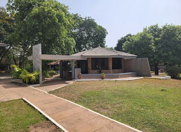 ghana/kokrobite/landmark/w-e-b-dubois-centre-in-accra