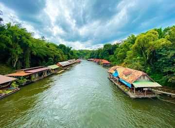 thailand/kanchanaburi/sai-yok/landmark/sai-yok-yai-waterfall