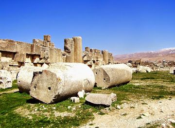 lebanon/south-lebanon/landmark/temple-of-jupiter