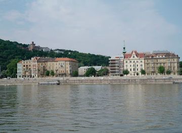 hungary/budapest/landmark/labyrinth