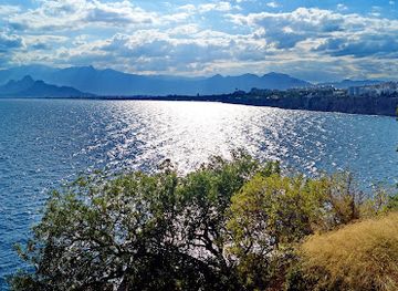 turkiye/antalya/landmark/karaalioglu-parki-seyir-terasi