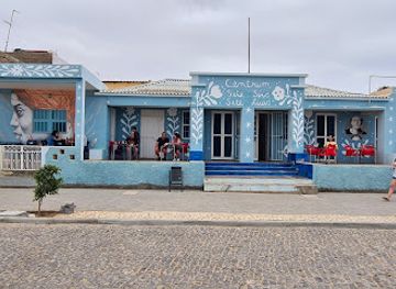 cabo-verde/vila-do-maio/landmark/centrum-sete-sois-sete-luas