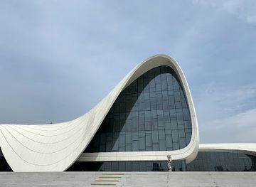 azerbaijan/baku/landmark/national-museum-of-history-of-azerbaijan
