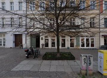 germany/berlin/prenzlauer-berg/landmark/franz-huth-memorial-plaque