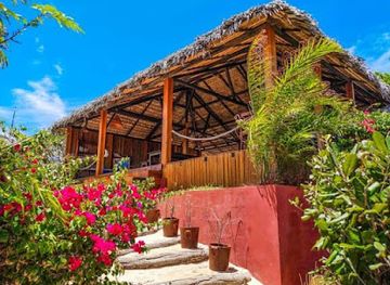 madagascar/diego-suarez/landmark/babaomby-island-lodge-kitesurf-wingfoil-windsurf-madagascar