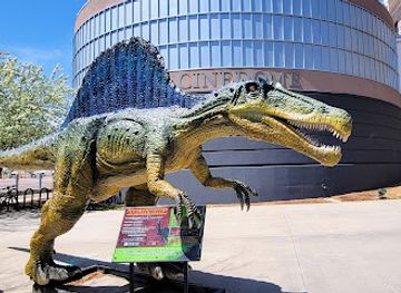 south-dakota/sioux-falls/landmark/wells-fargo-cinedome-sweetman-planetarium