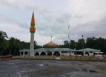 brunei/tutong/landmark/hassanal-bolkiah-mosque