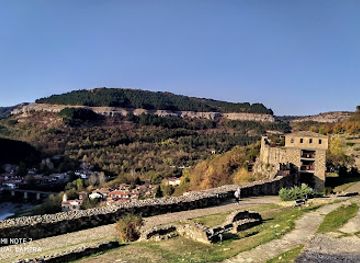 bulgaria/sredna-gora/landmark/trapezitsa-fortress