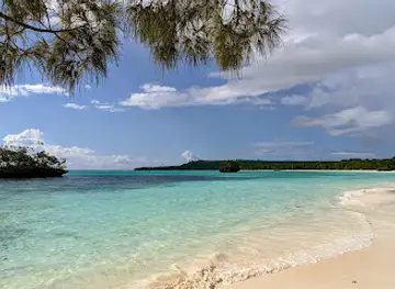 Plage de Luengoni