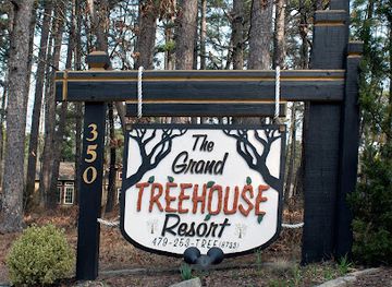 arkansas/eureka-springs/landmark/the-grand-treehouse-resort