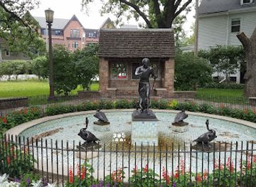 minnesota/saint-paul/cathedral-hill/landmark/cochran-park