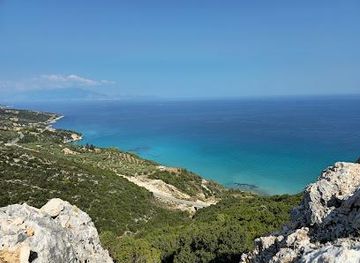 greece/zakynthos/landmark/viewpoint-from-xigia-beach-to-alykes-beach