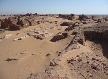 egypt/new-valley/landmark/kellis-ancient-city