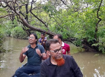 bangladesh/ratargul-swamp-forest/landmark/ratargul-swamp-forest-majher-ghat