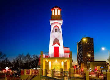 canada/niagara-peninsula/landmark/port-credit-lighthouse