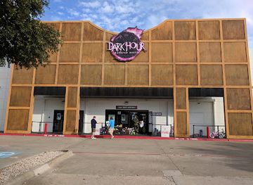 texas/plano/landmark/dark-hour-haunted-house