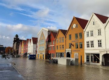 norway/bergen/bryggen/landmark/bryggen-hansa-quarter