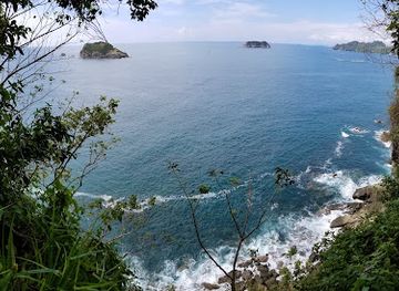 costa-rica/manuel-antonio-national-park/landmark/cathedral-point