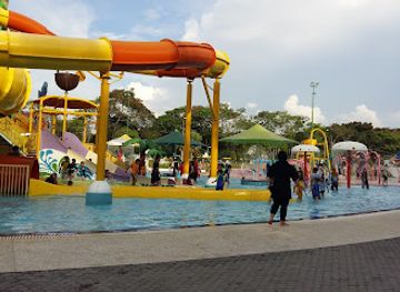 brunei/tutong-beach/landmark/jerudong-park-playground