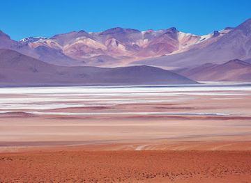 bolivia/andean-valleys/landmark/bolivia-travel-site