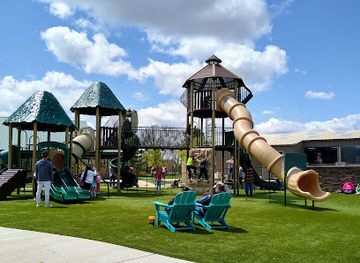 kansas/wichita/landmark/tanganyika-wildlife-park