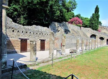 italy/pompeii/villa-of-the-mysteries/landmark/house-of-the-tragic-poet