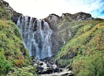 united-kingdom/sutherland/landmark/clashnessie-falls