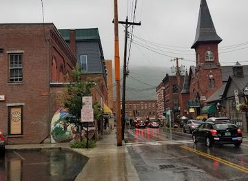 vermont/brattleboro/landmark/blueberry-haus