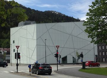 norway/sogn-og-fjordane/landmark/sogn-og-fjordane-kunstmuseum