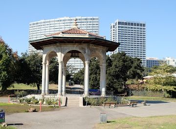 california/oakland/landmark/lakeside-park