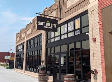 kansas/hutchinson/landmark/salt-city-brewing-company