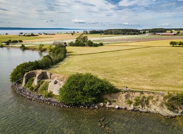 sweden/vastergotland/landmark/nas-castle