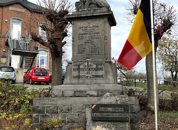 belgium/durbuy/landmark/monument-aux-morts-des-deux-guerres-de-warzee